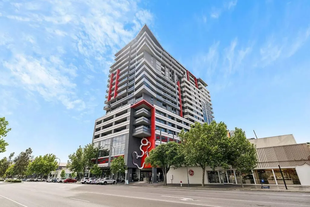 City Apartment View Pool Gym Free Park Adelajda